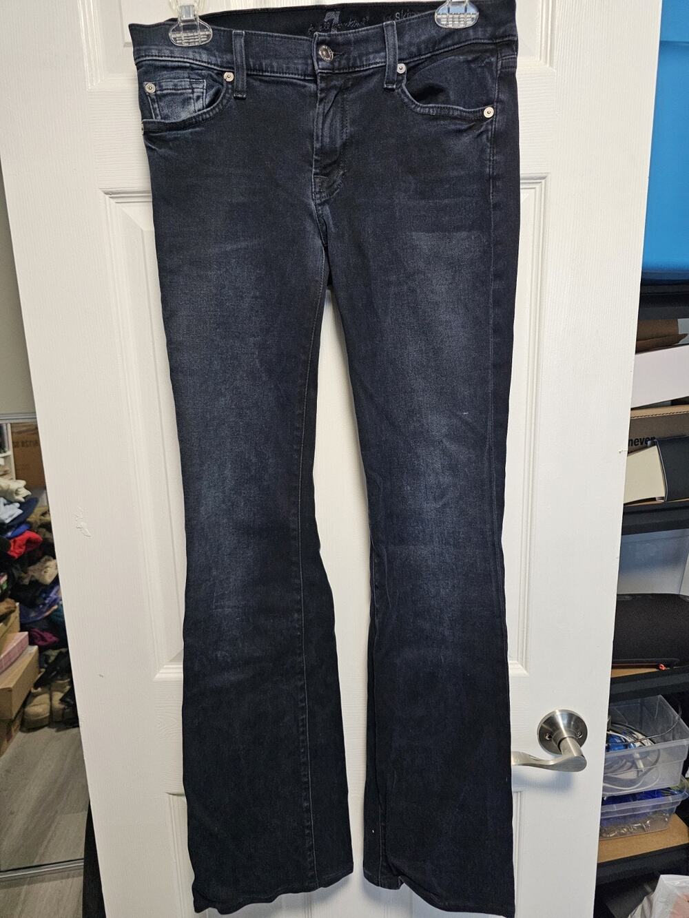 7 for all mankind Women's Low Rise Boot Cut Jeans Sz 27